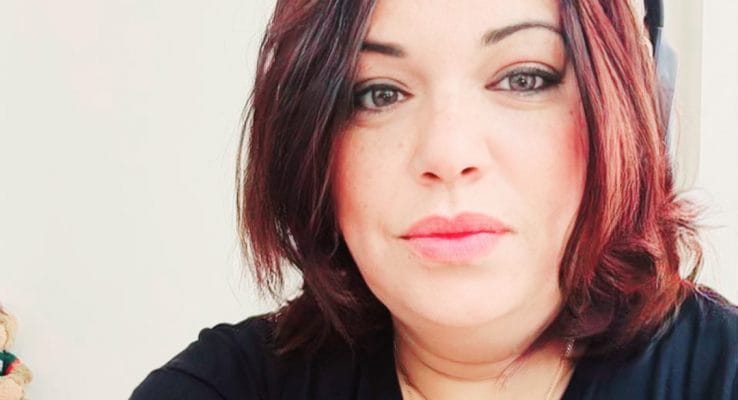 « Le syndrome du selfie-stick : quand l’ego prend le pouvoir »